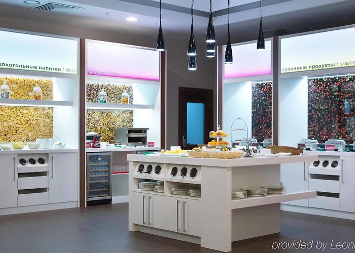 Hotel Hampton By Hilton Centre 3*