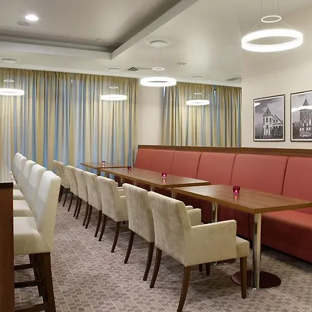 Hampton By Hilton Centre Hotel