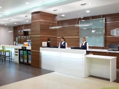 Hampton By Hilton Centre Готель Мінськ