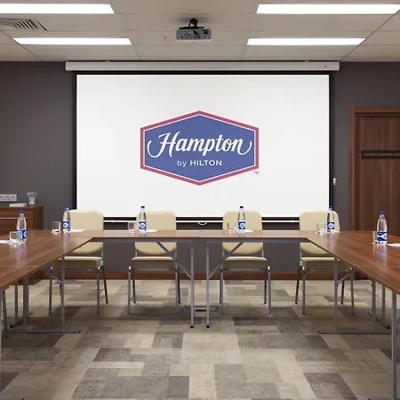 Hampton By Hilton Centre