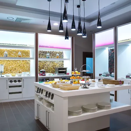 Готель Hampton By Hilton Centre Мінськ