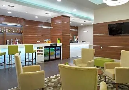 Hampton By Hilton Centre 3*