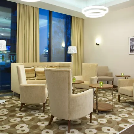 Hampton By Hilton Centre Hotel 3*