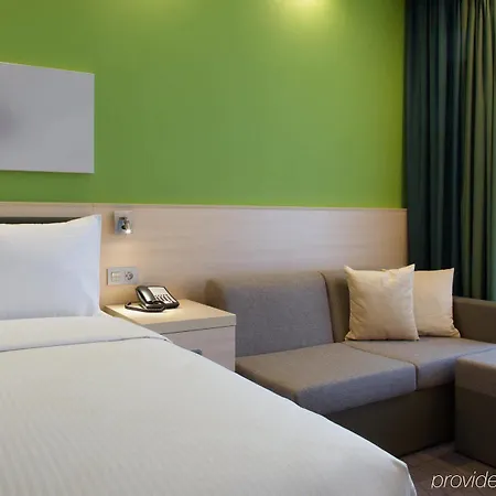 Hampton By Hilton Centre 3* Мінськ