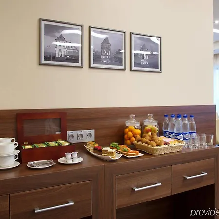 Готель Hampton By Hilton Centre