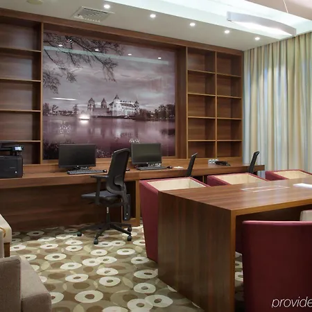 Готель Hampton By Hilton Centre