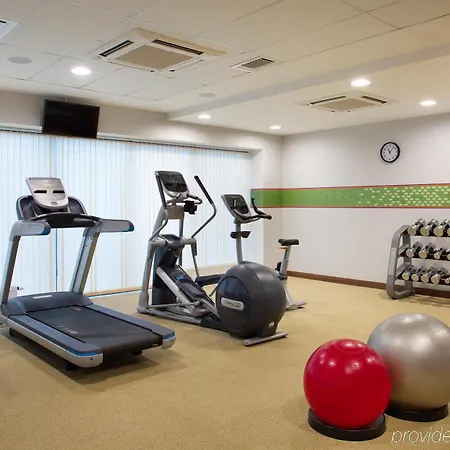 Готель Hampton By Hilton Centre 3*