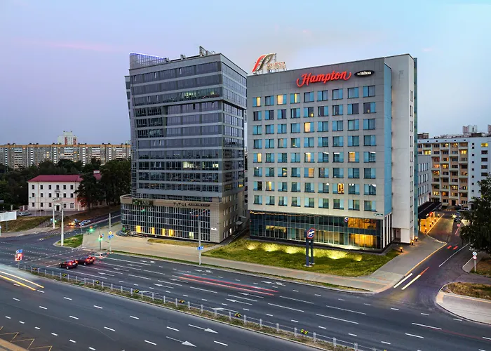 Otel Hampton By Hilton Centre 3*