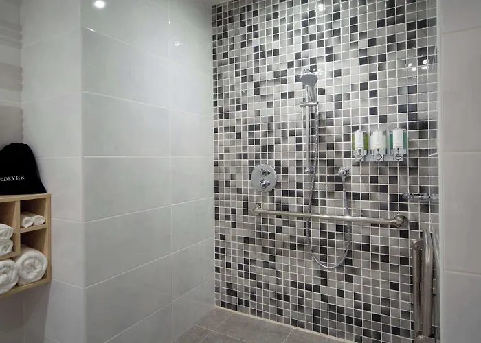 Hampton By Hilton Centre 3*